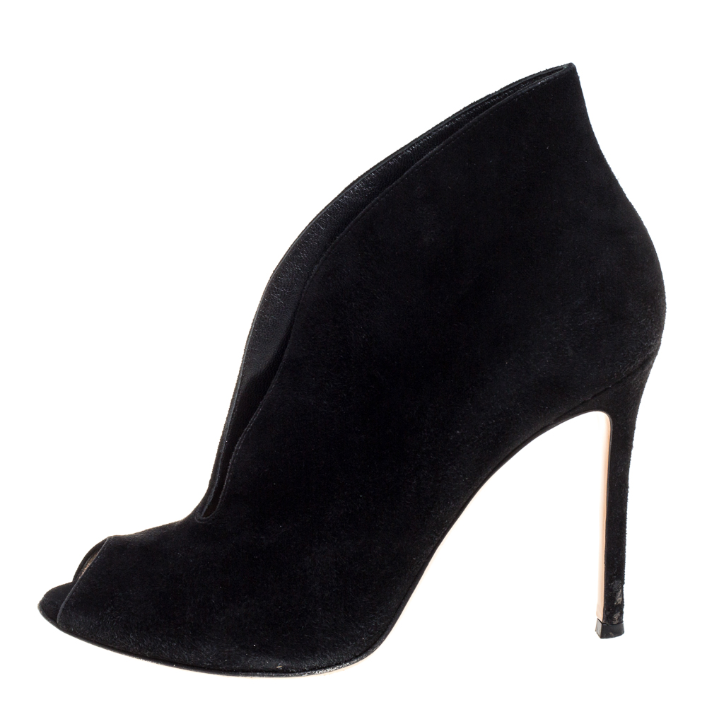 

Gianvito Rossi Black Suede Vamp Peep Toe Booties Size