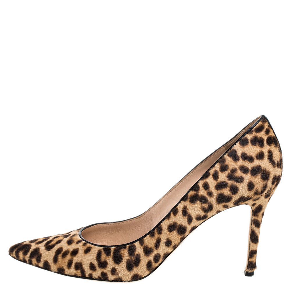 

Gianvito Rossi Beige Leopard Print Calfhair Pointed Toe Pumps Size