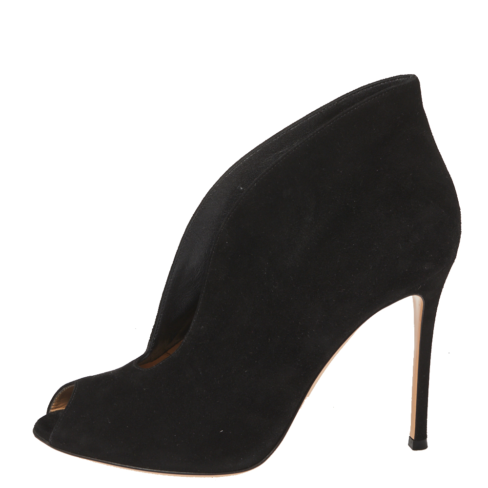 

Gianvito Rossi Black Suede Vamp Peep Toe Booties Size