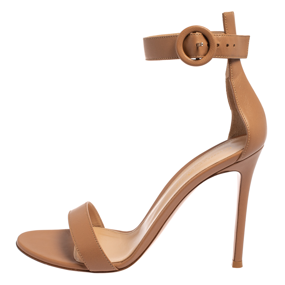 

Gianvito Rossi Beige Leather Portofino Ankle Strap Sandals Size