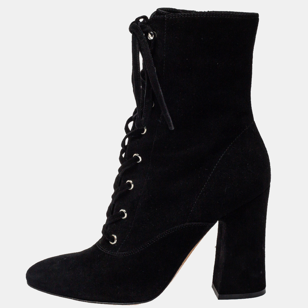 

Gianvito Rossi Black Suede Ankle Boots Size