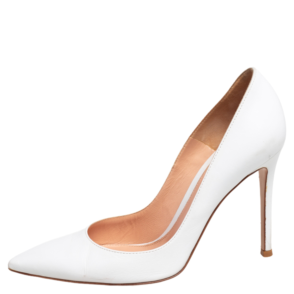 

Gianvito Rossi White Leather Pointed Toe Pumps Size