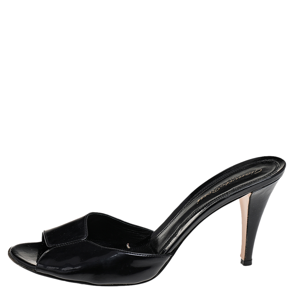 

Gianvito Rossi Black Patent Leather Slide Sandals Size