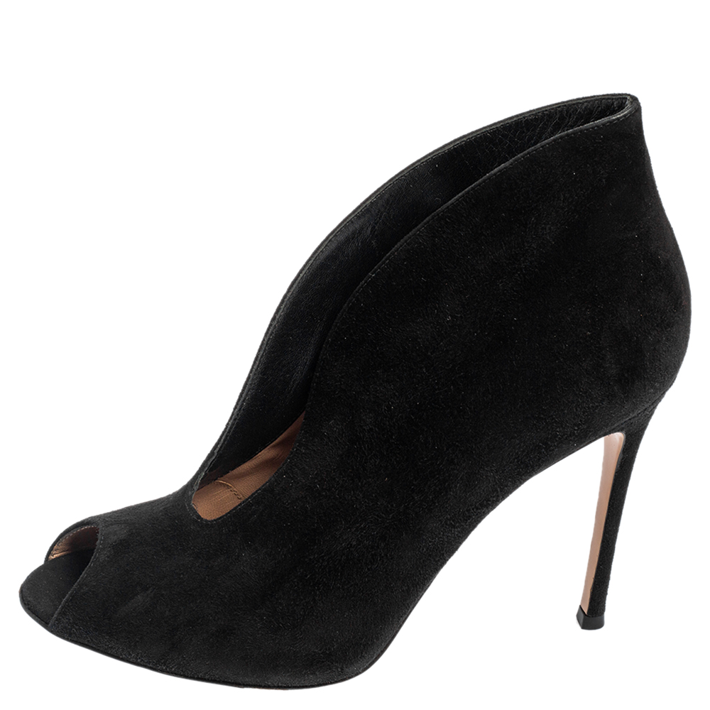 

Gianvito Rossi Black Suede Vamp Peep Toe Booties Size