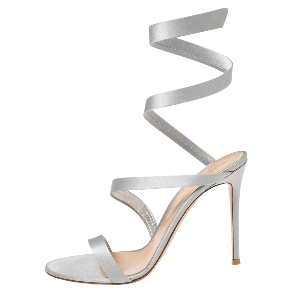 

Gianvito Rossi Grey Satin Opera Sandals Size