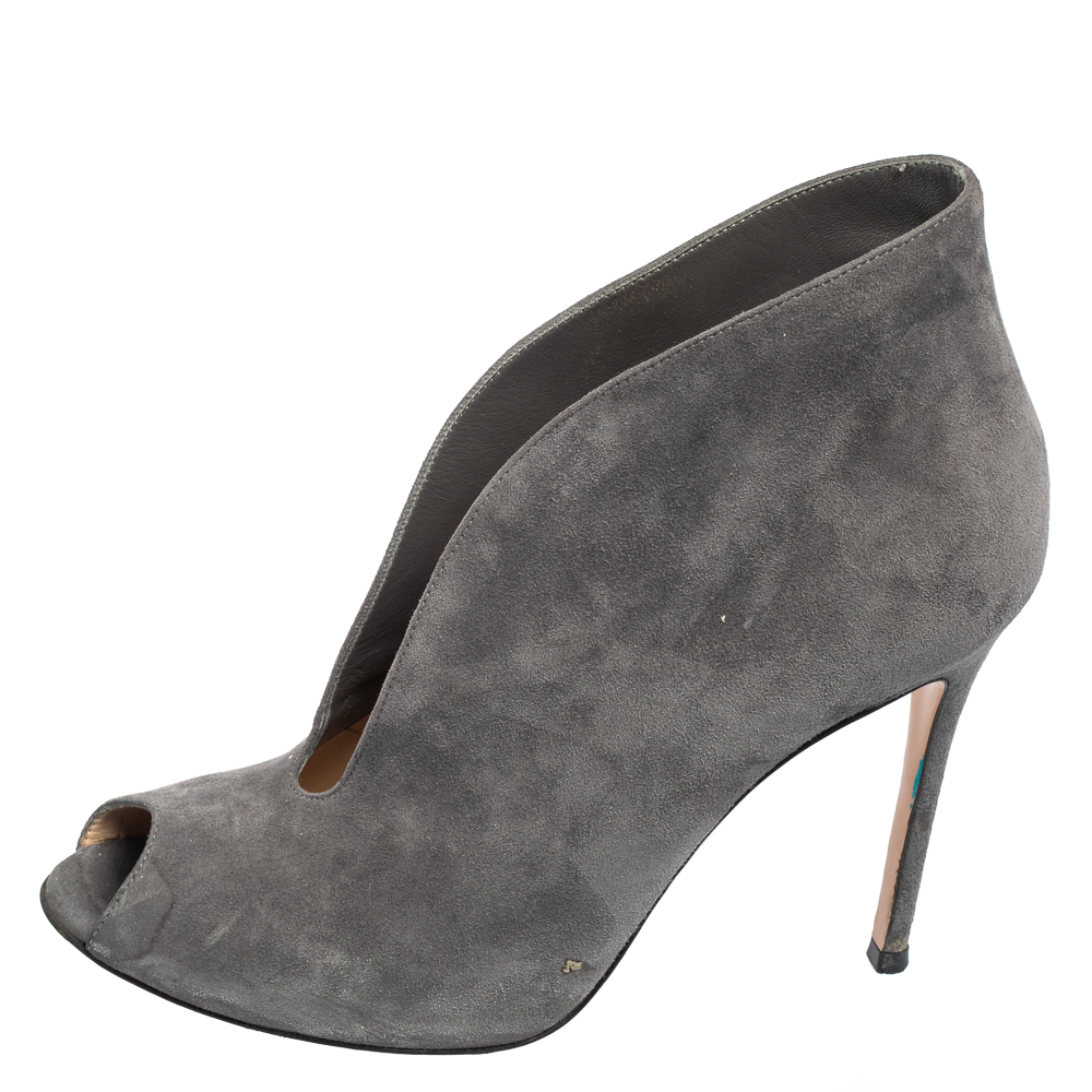 

Gianvito Rossi Grey Suede Vamp Peep Toe Booties Size