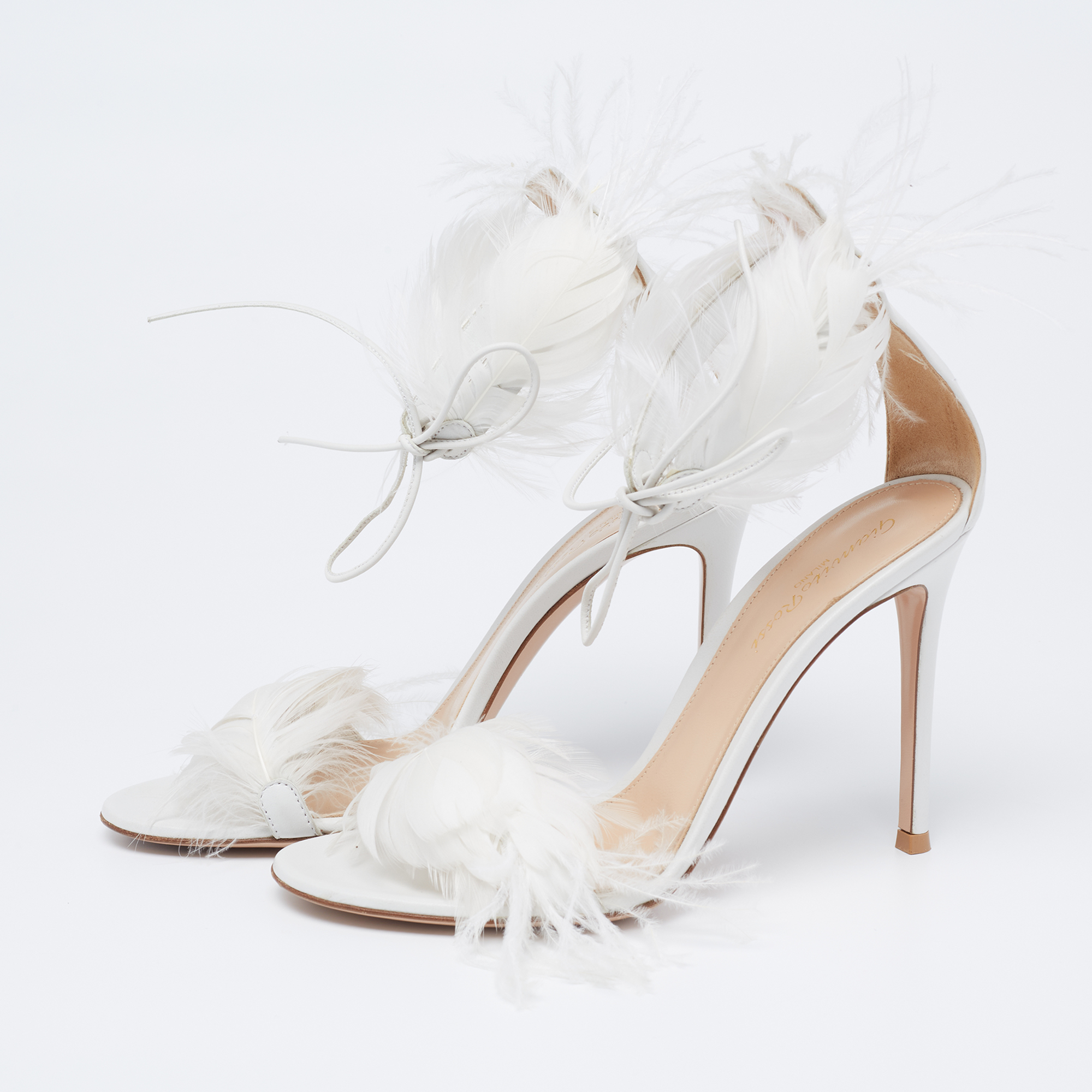 

Gianvito Rossi White Leather and Feather Athena Sandals Size