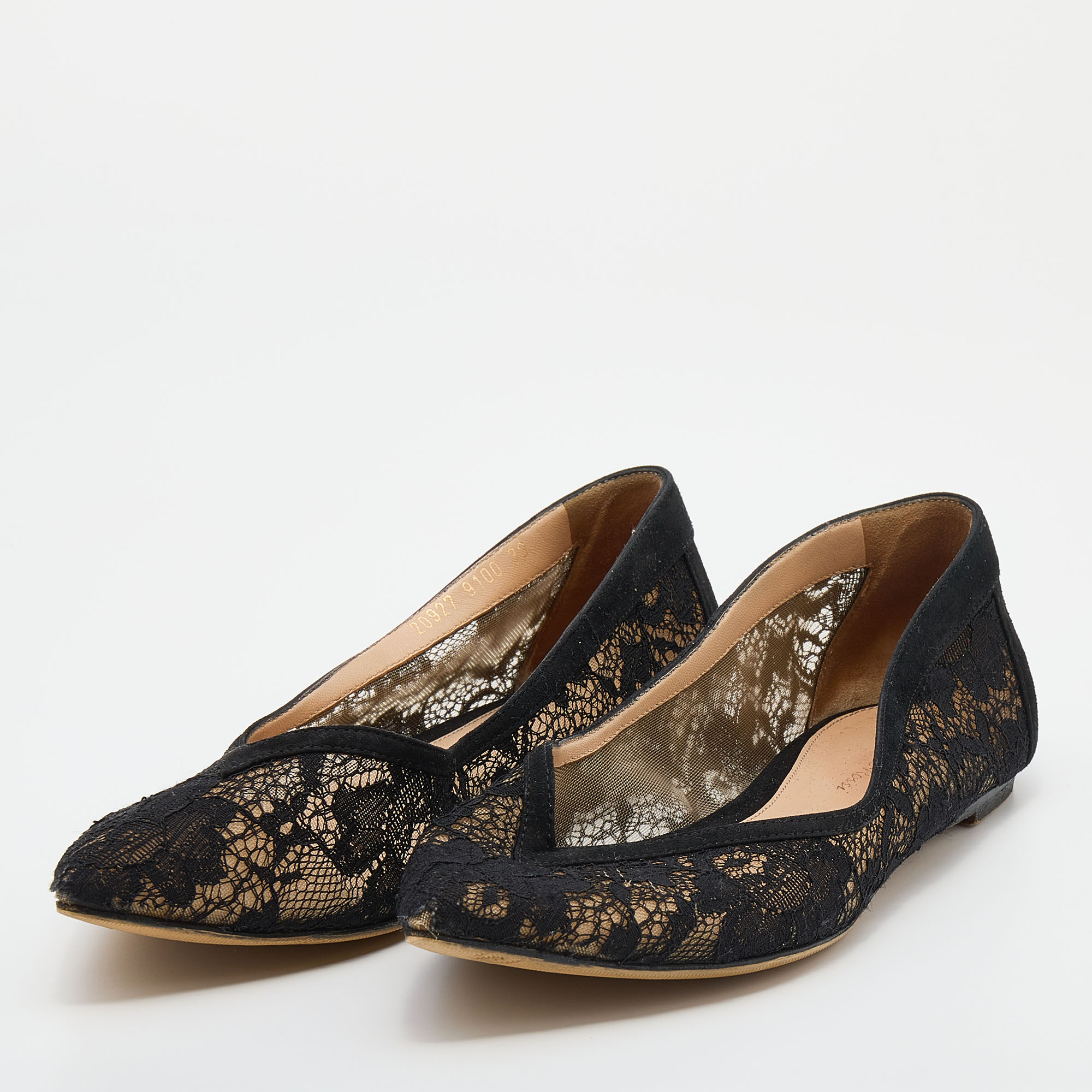 

Gianvito Rossi Black Suede And Floral Lace Pointed Toe Ballet Flats Size