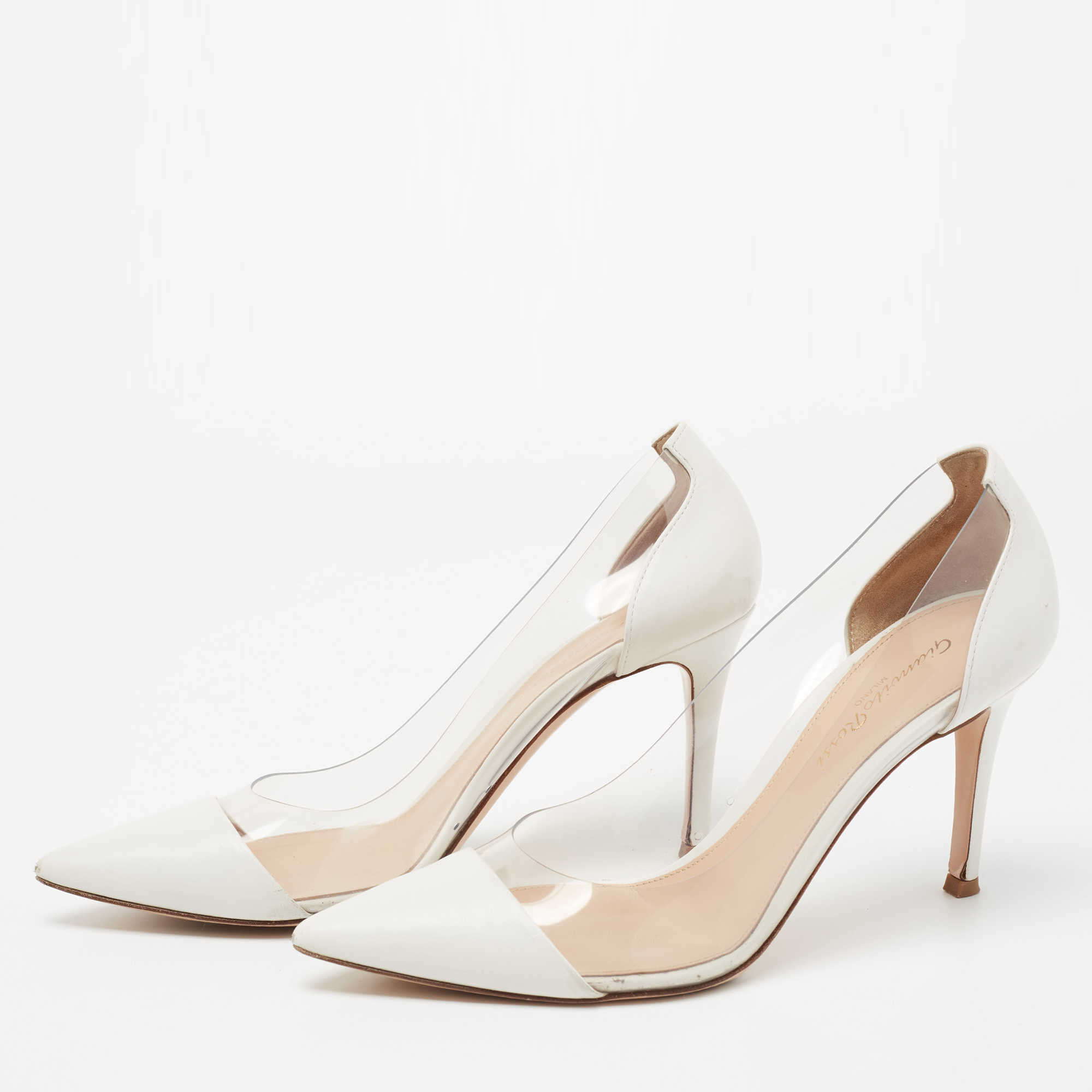 

Gianvito Rossi White Leather And PVC Plexi Pointed Toe Pumps Size