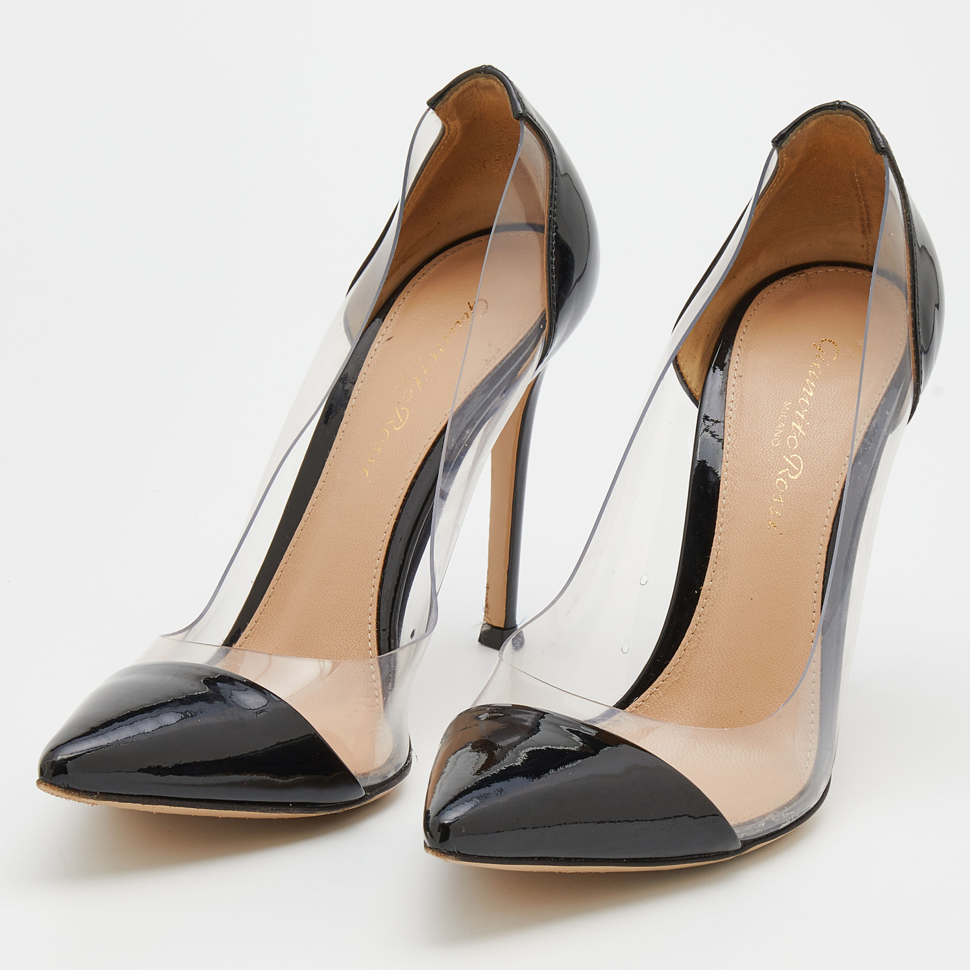 

Gianvito Rossi Black/Transparent Patent Leather And PVC Plexi Pointed Toe Pumps Size