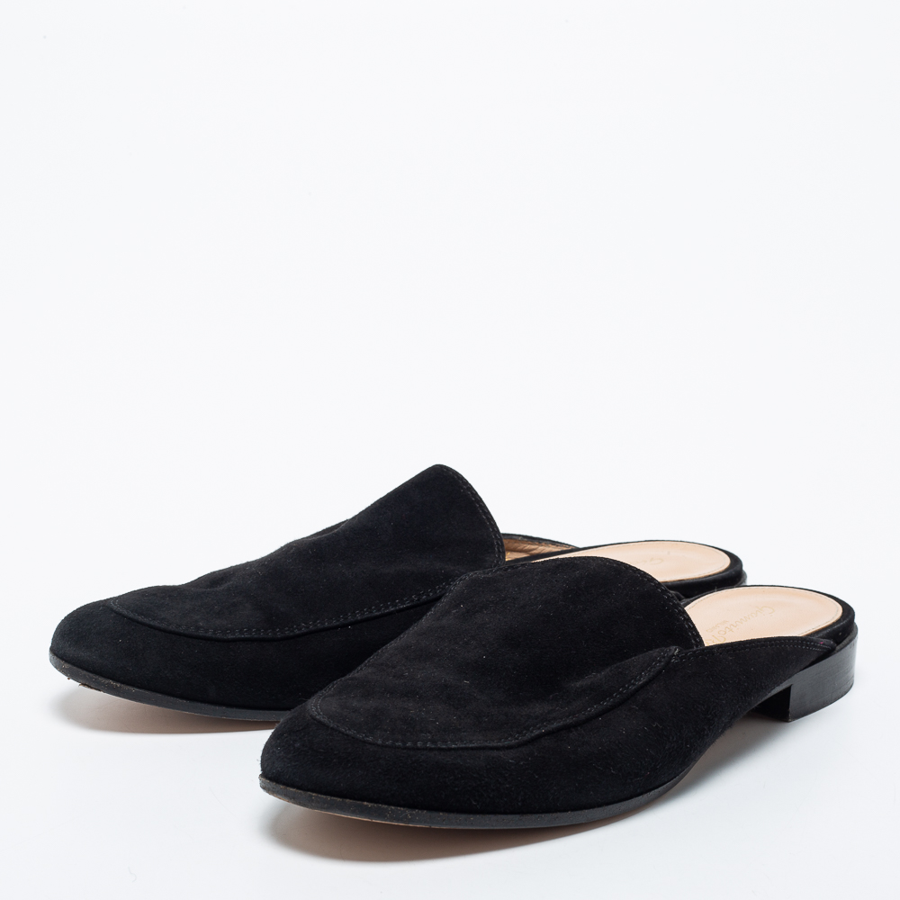 

Gianvito Rossi Black Velvet Slip on Flat Mules Size