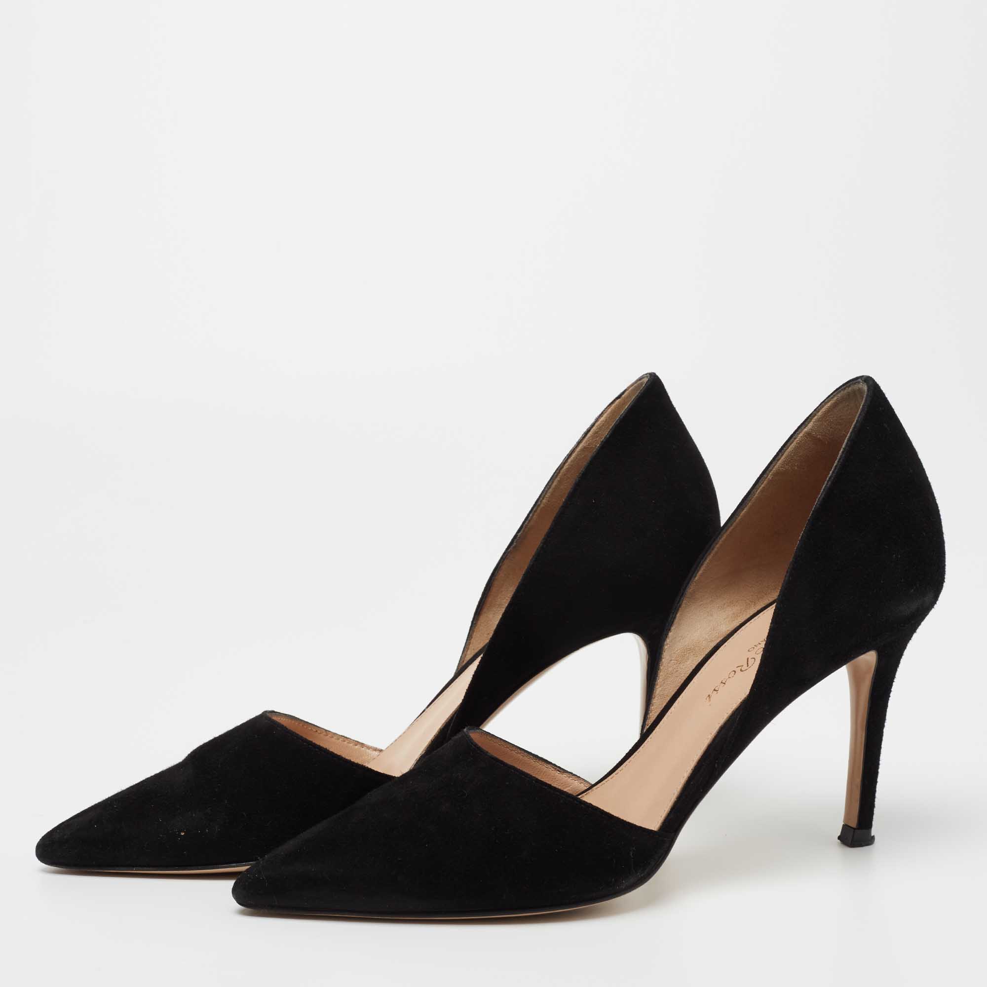 

Gianvito Rossi Black Suede Dorsay Pumps Size