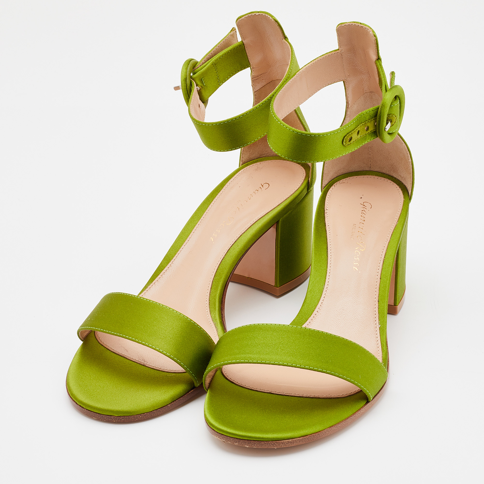 

Gianvito Rossi Green Satin Ankle Strap Sandals Size