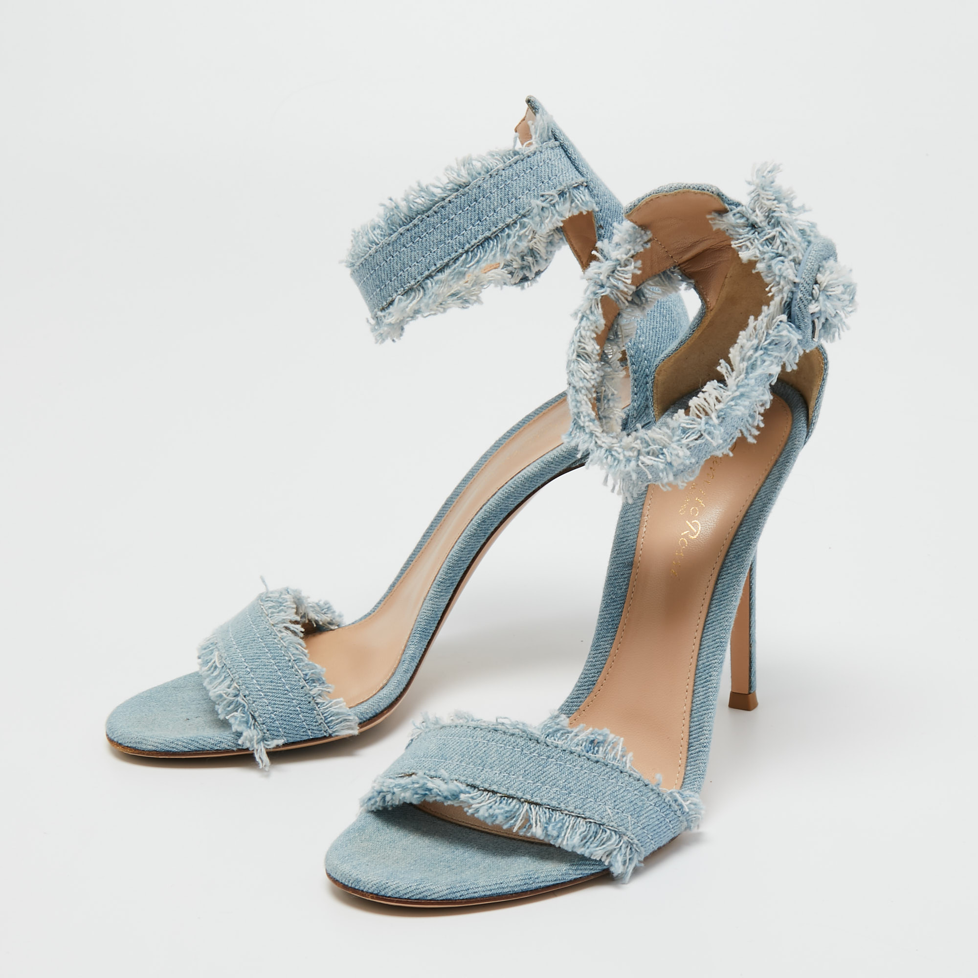 

Gianvito Rossi Light Blue Denim Lola Frayed Ankle Strap Sandals Size