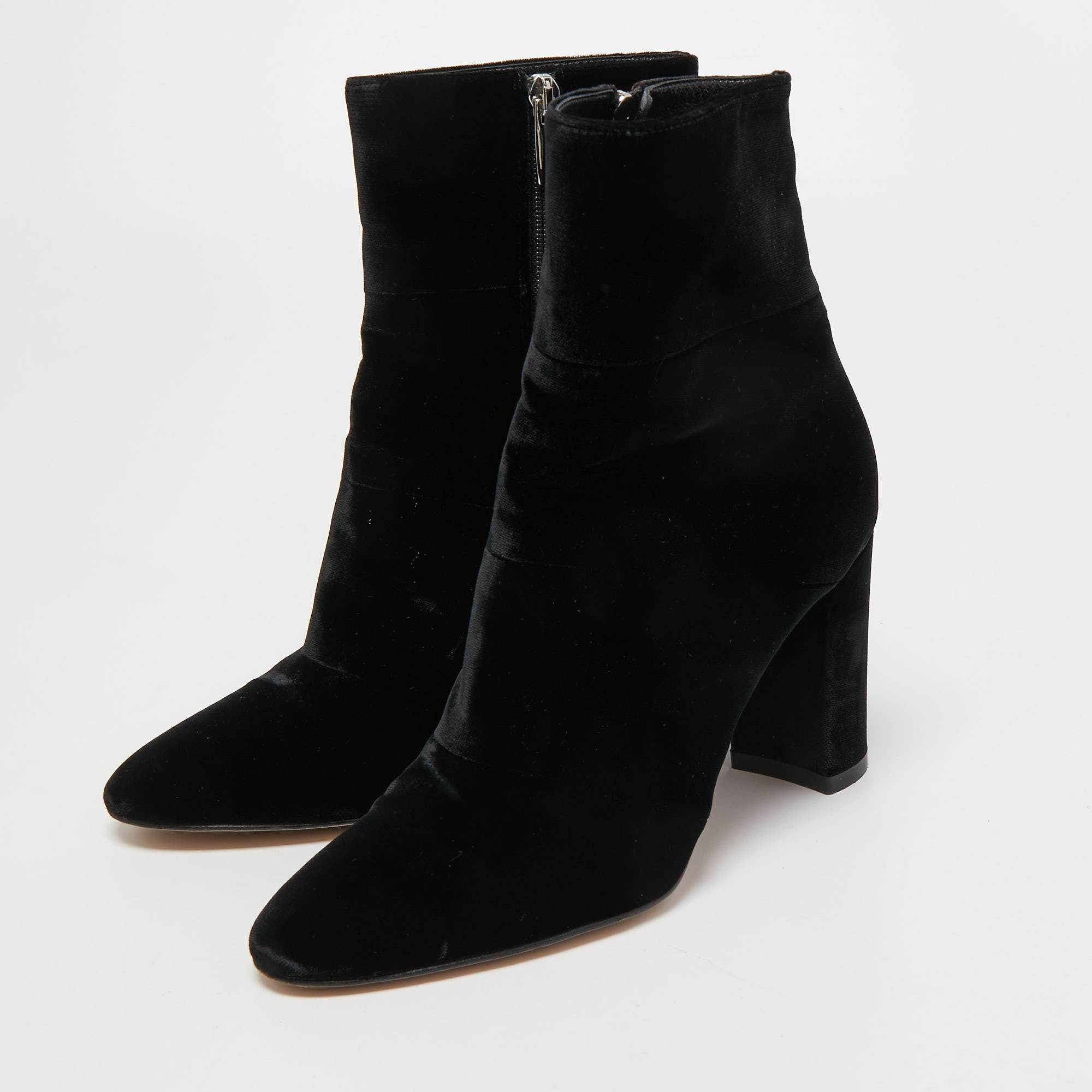

Gianvito Rossi Black Velvet Ankle Boots Size