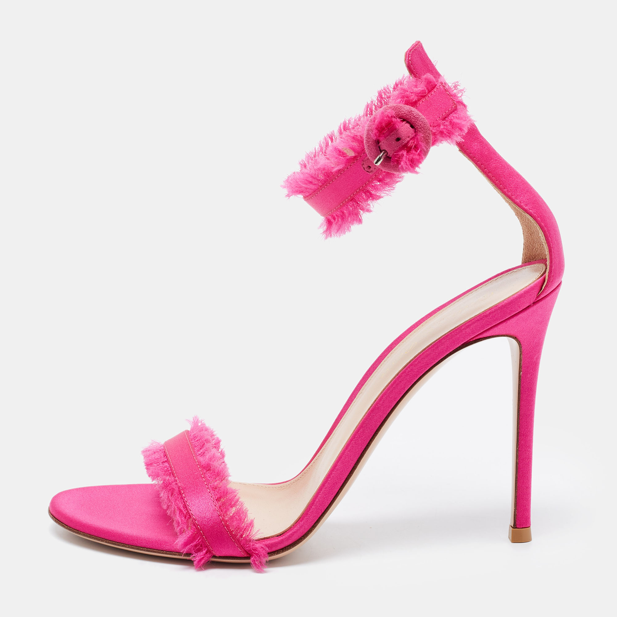 

Gianvito Rossi Pink Satin Portofino Fringe Sandals Size