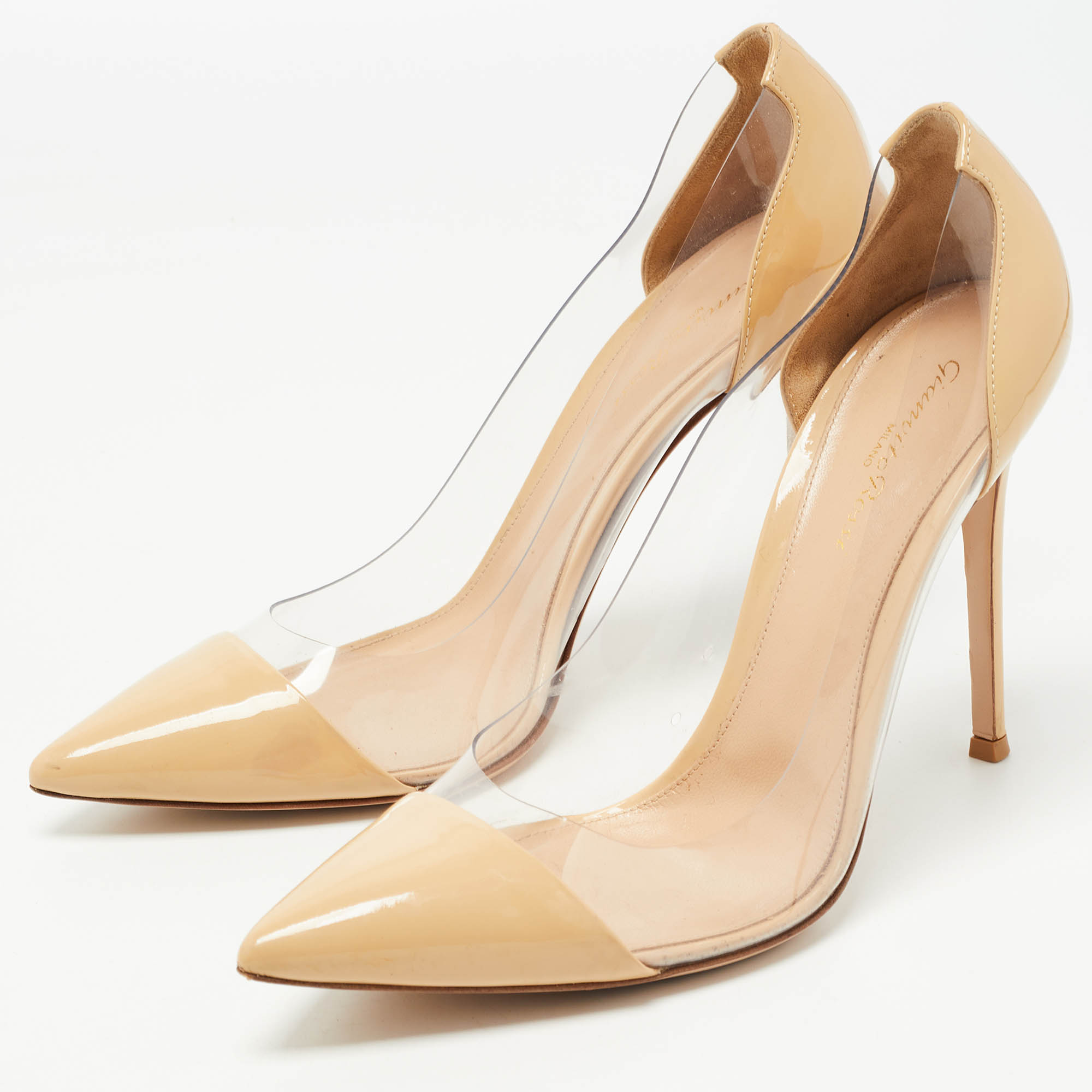 

Gianvito Rossi Beige Patent Leather, PVC Plexi Pumps Size