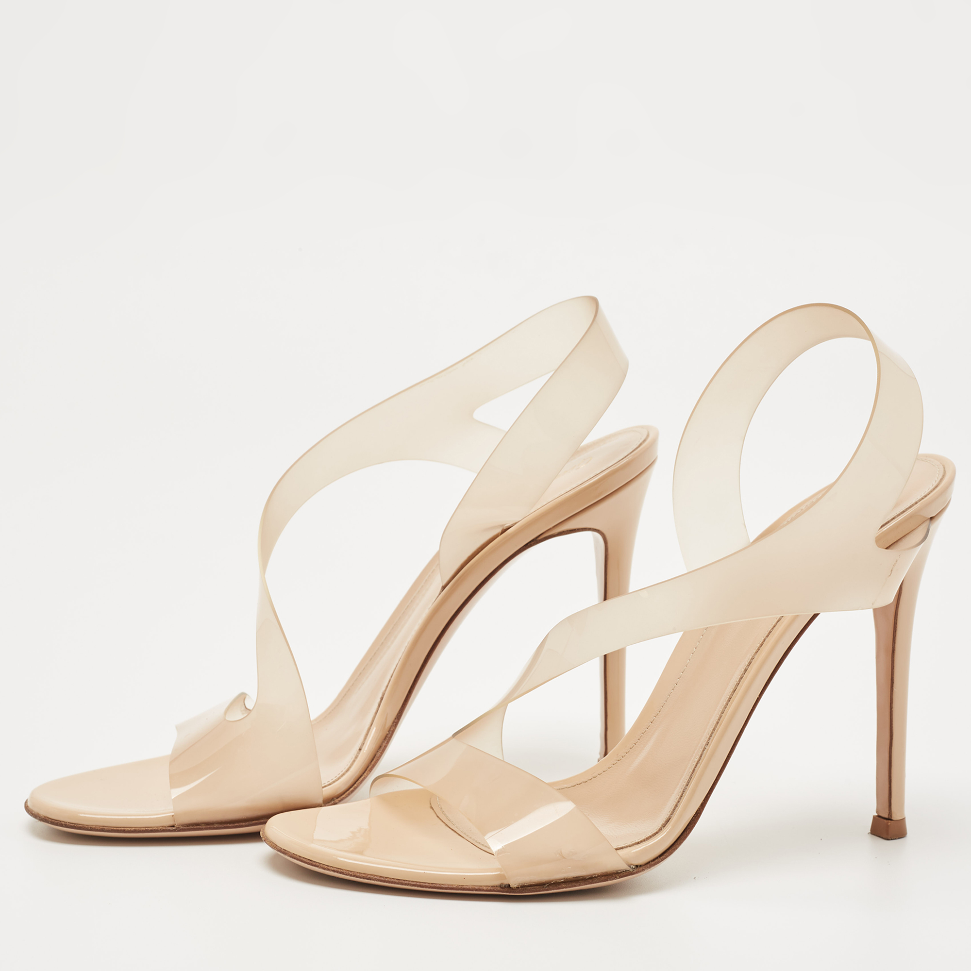 

Gianvito Rossi Beige PVC and Patent Metropolis Ankle Strap Sandals Size