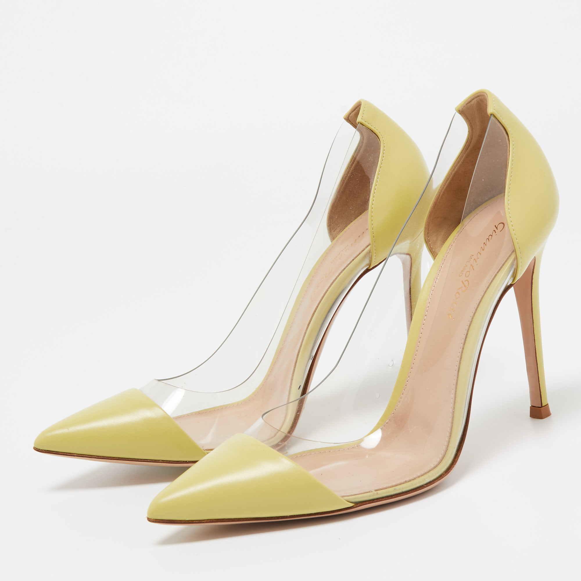 

Gianvito Rossi Light Yellow Leather and PVC Plexi Pumps Size