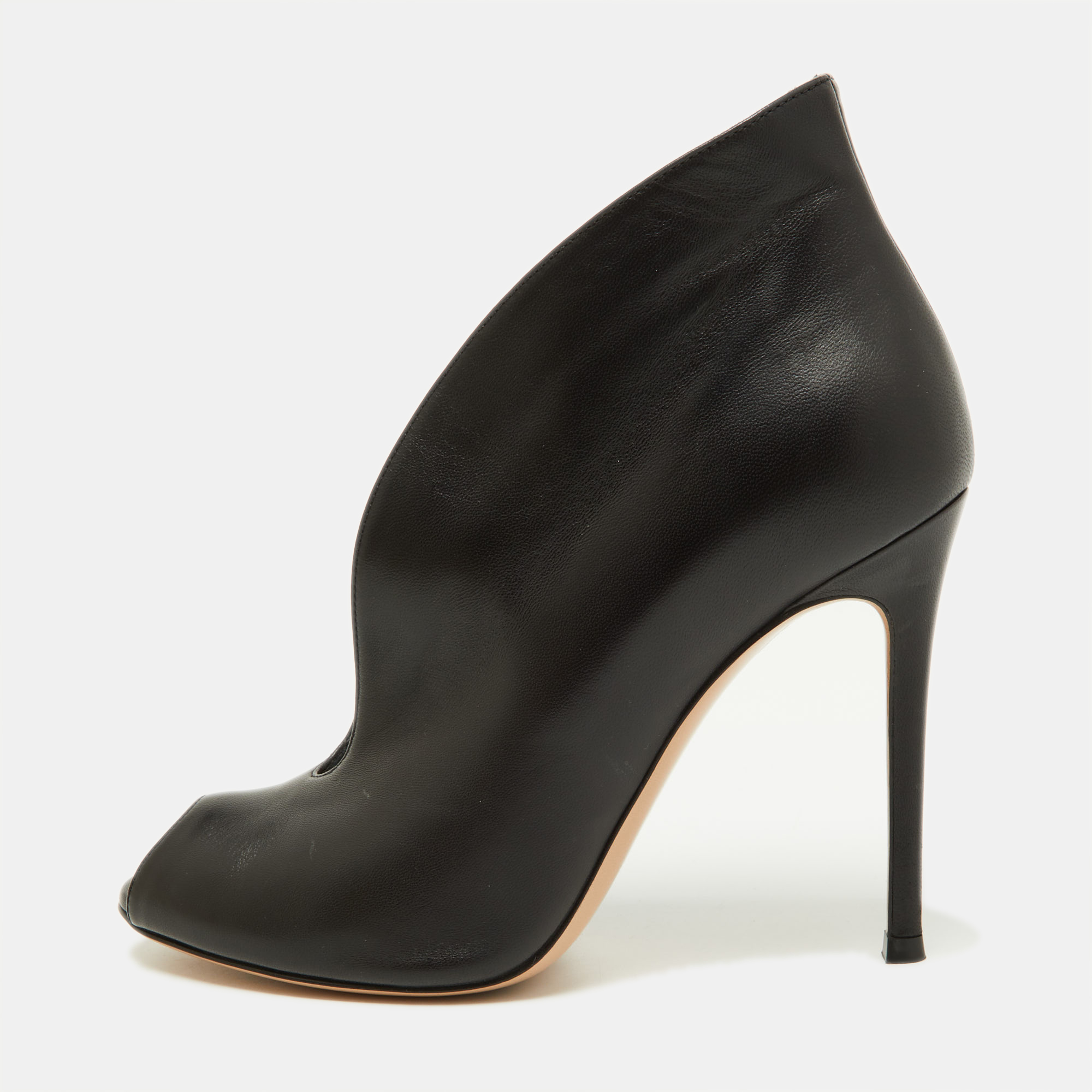 Pre-Owned Designer Shoes for Women - FARFETCH