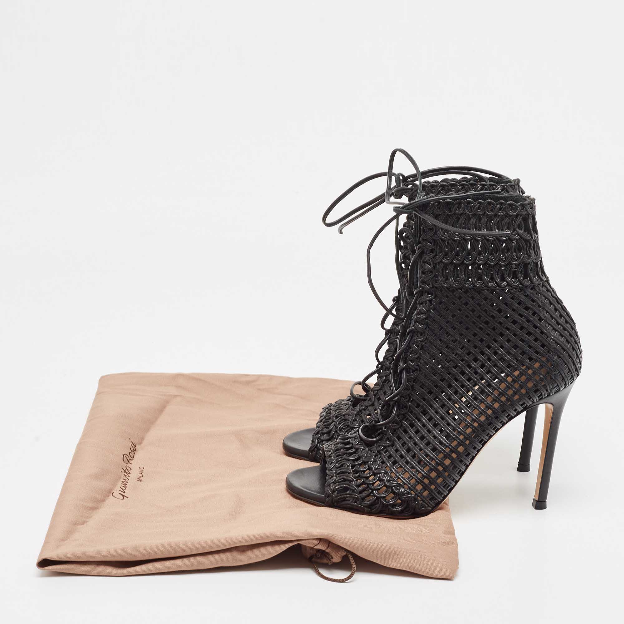 Gianvito Rossi Black Leather Woven Lace Up Sandals Size 35 