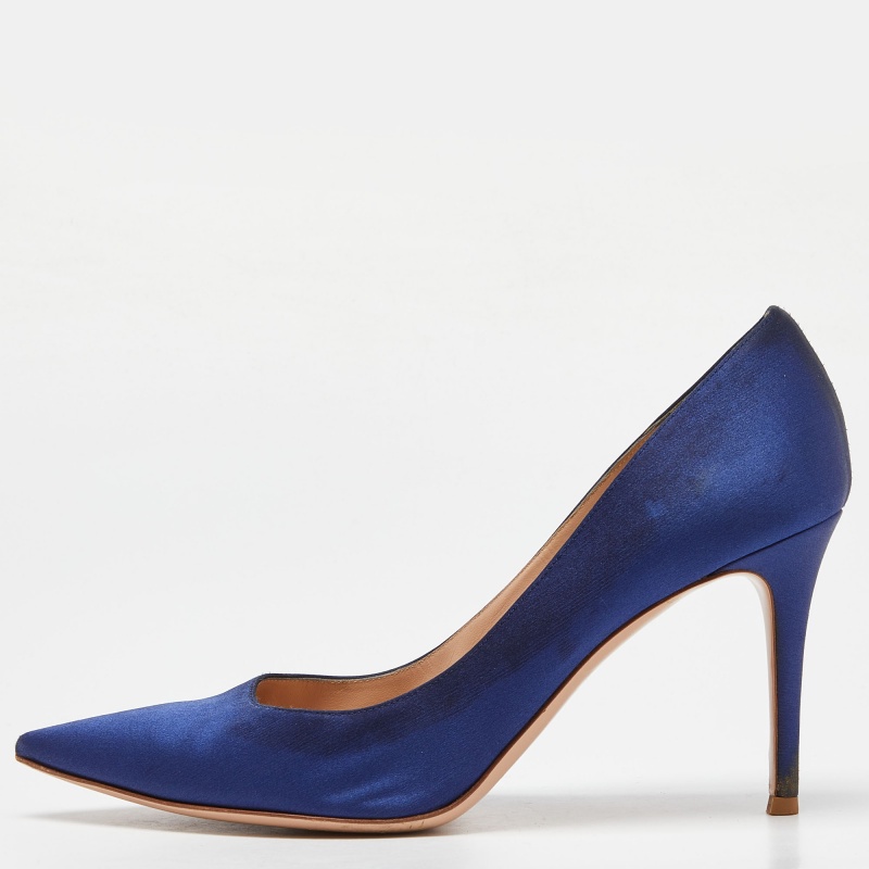 

Gianvito Rossi Blue Satin Pointed Toe Pumps Size