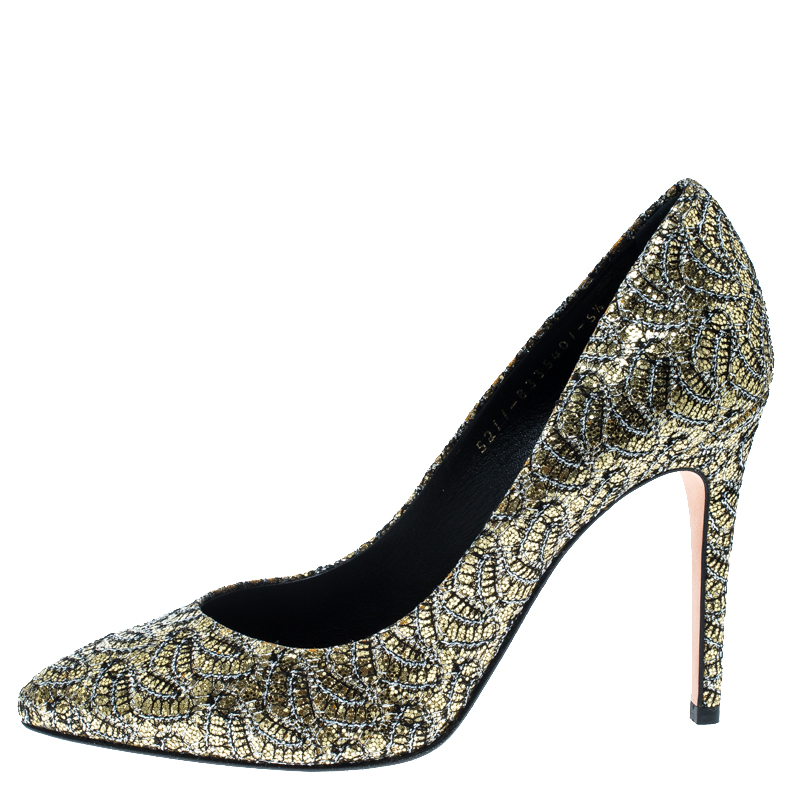 

Gina Metallic Gold Glitter Pumps Size