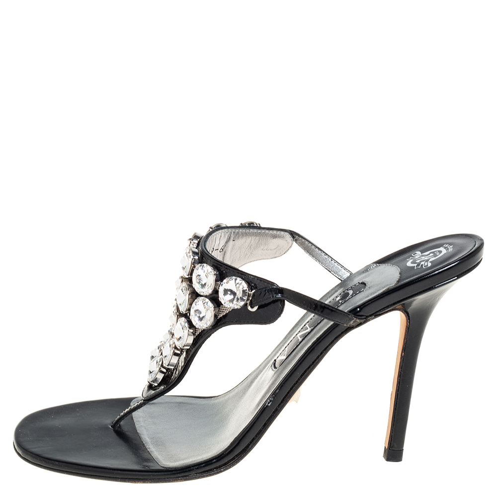 

Gina Black Patent Leather Crystal Embellished Thong Sandals Size