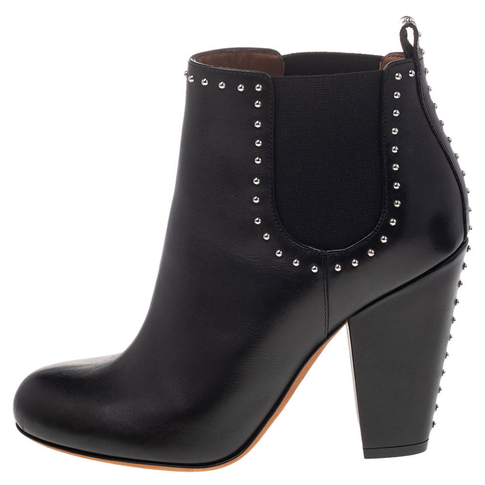 

Givenchy Black Studded Leather Ankle Booties Size