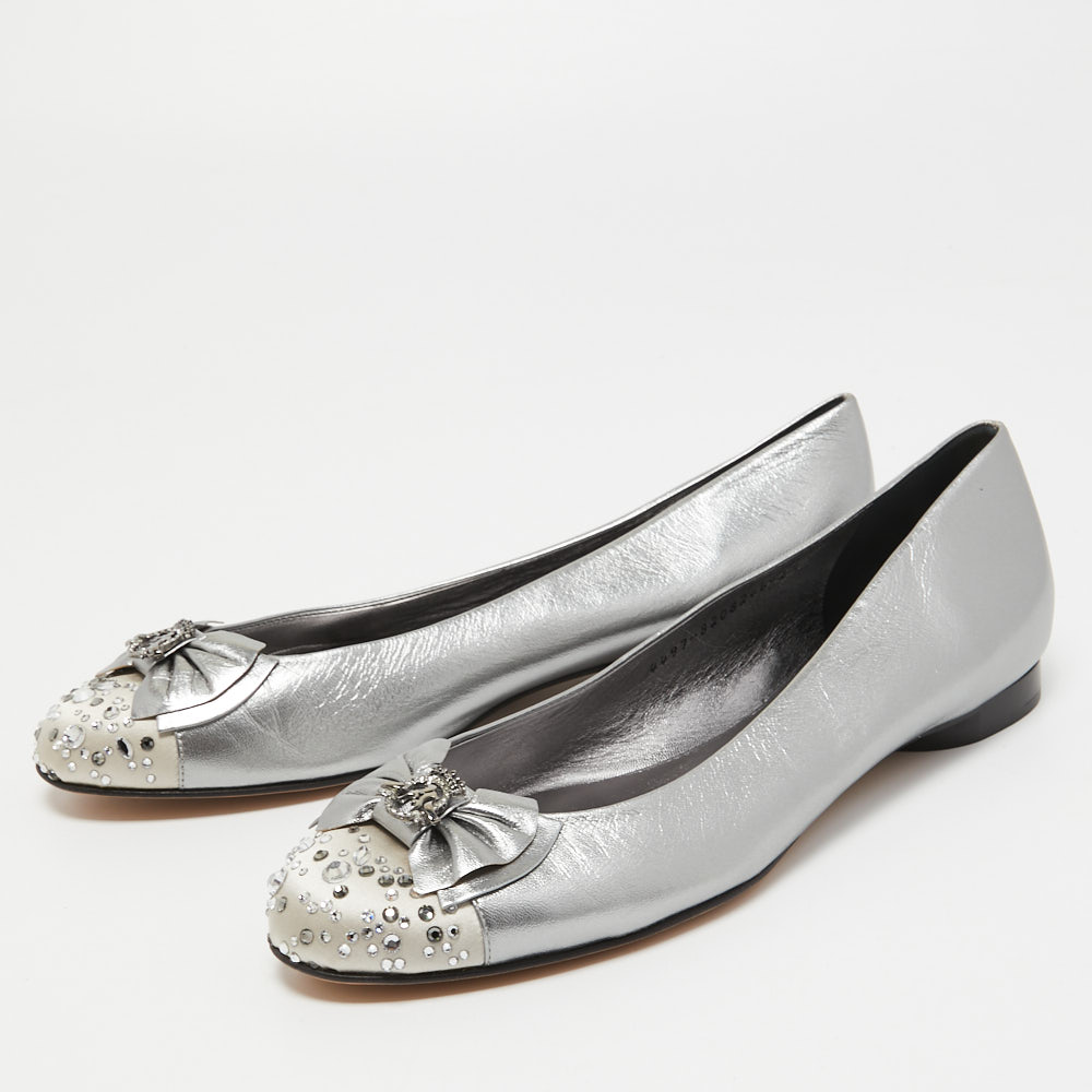 

Gina Metallic Two Tone Leather and Satin Crystal Embellished Cap Toe Bow Ballet Flats Size