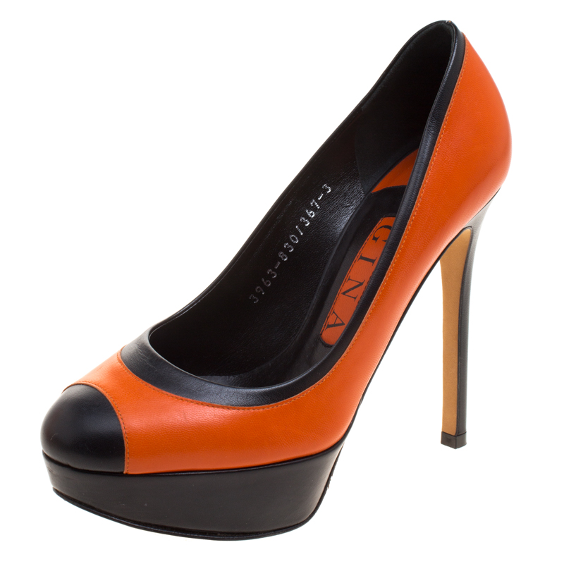 Pre Owned حذاء كعب عالي جينا توري جلد ثنائي اللون مقاس 36