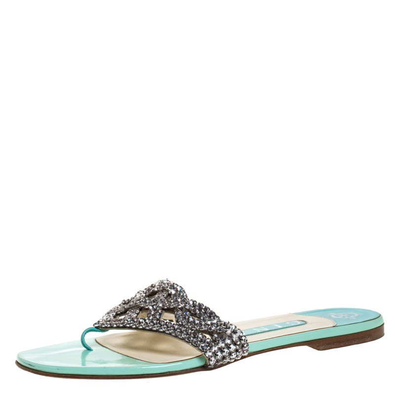 Pre Owned صندل بإصبع جينا فلات جلد نقش كريستال فضي مقاس 37.5