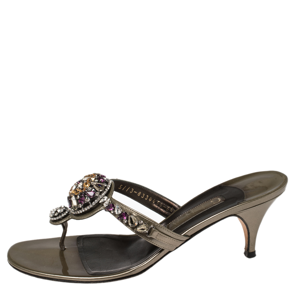 

Gina Olive Green Patent Leather Crystal Embellished Slide Sandals Size