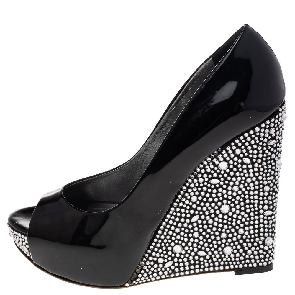 

Gina Black Patent Leather Embellished Wedge Pumps Size