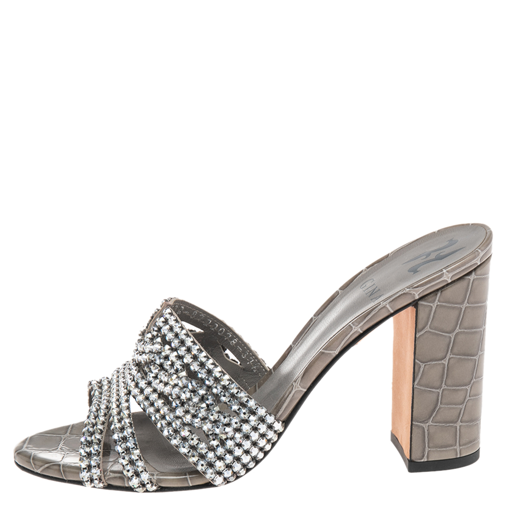 

Gina Grey Crystal Embellished Croc Embossed Patent Leather Rodeo Block Heel Slides Size