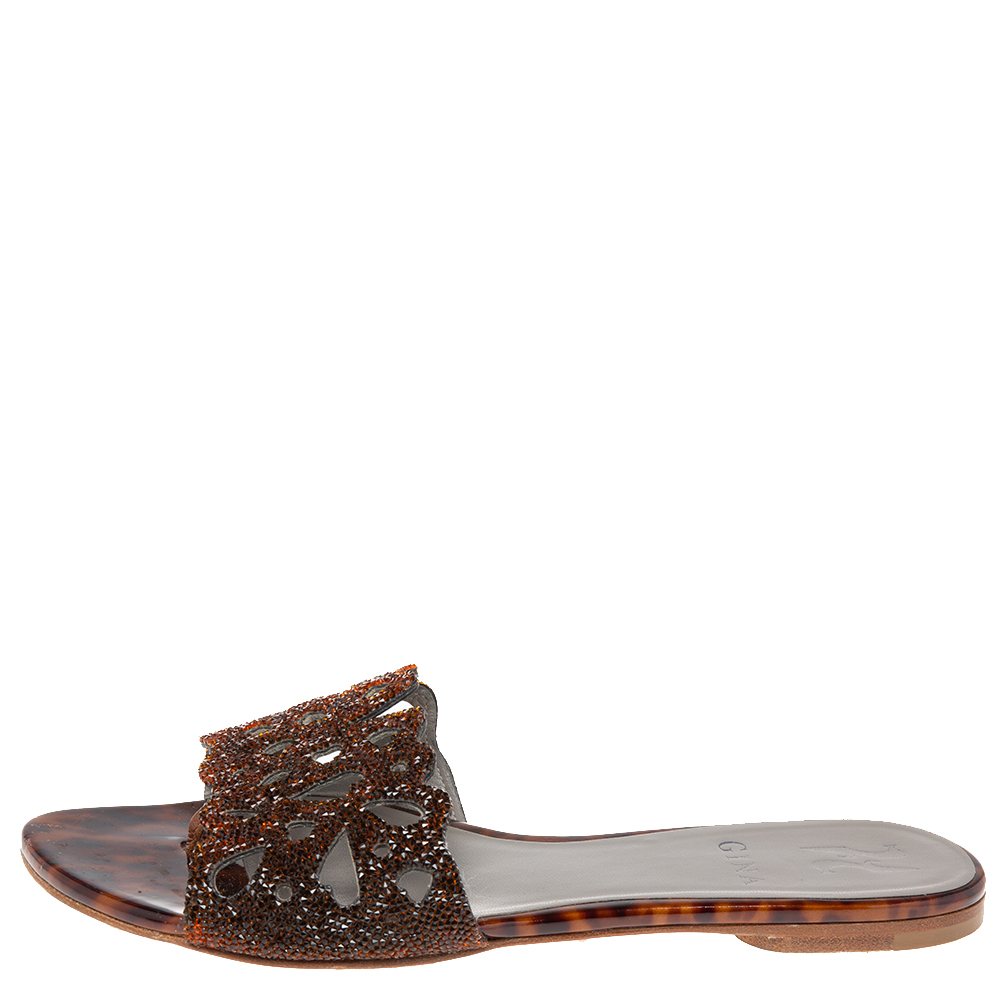 

Gina Brown Crystal Embellished Patent Leather Flat Slides Size