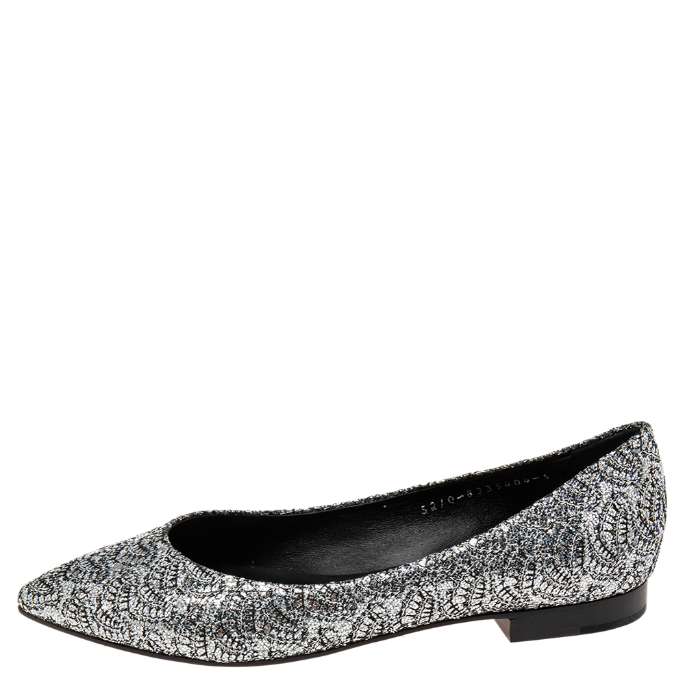 

Gina Silver Glitter Pointed-Toe Ballet Flats Size