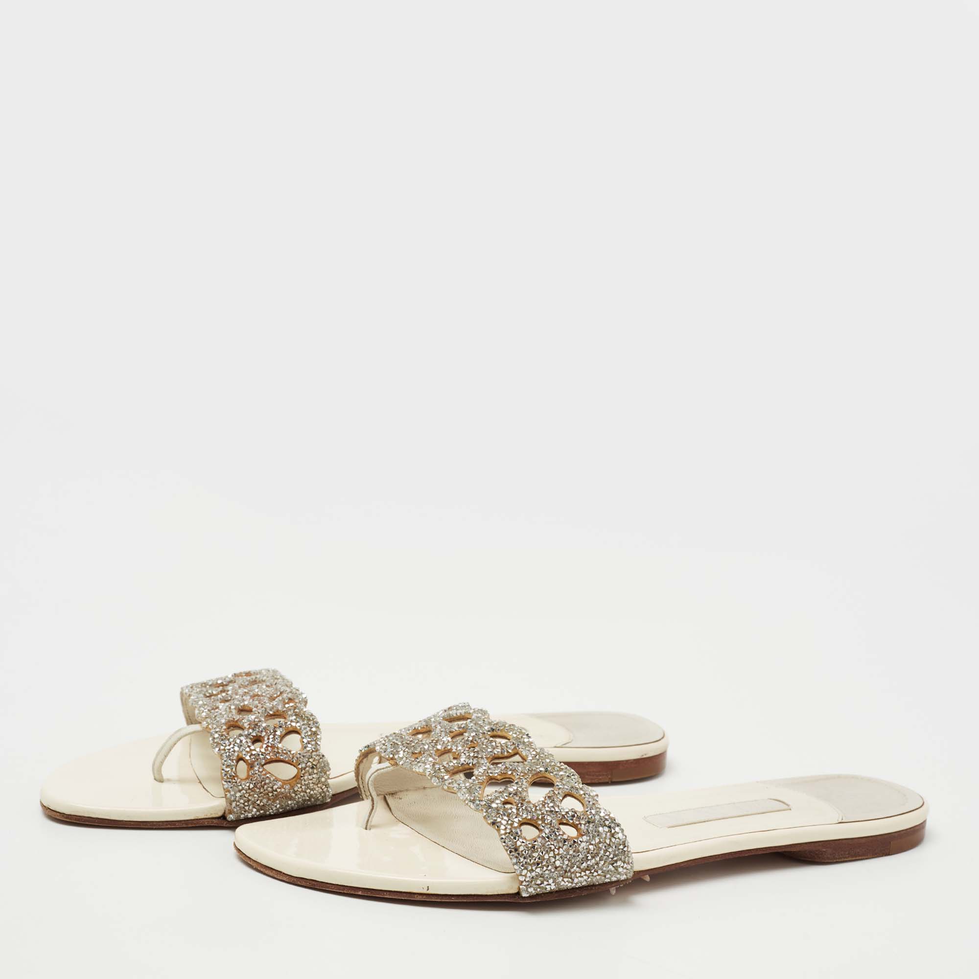 

Gina Cream/Silver Leather Crystal Embellished Flat Sandals Size