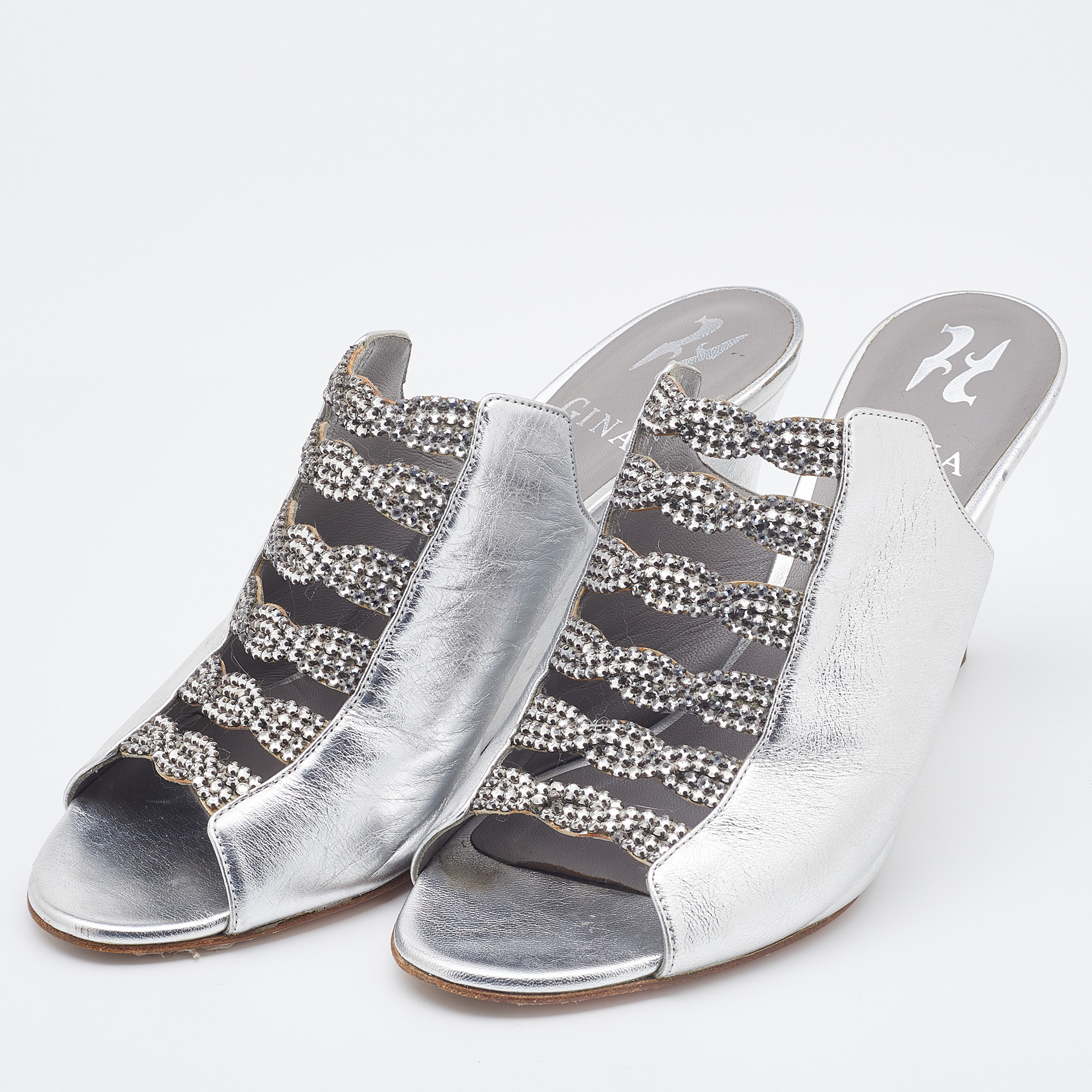 

Gina Silver Leather Crystal Embellished Wedge Sandals Size