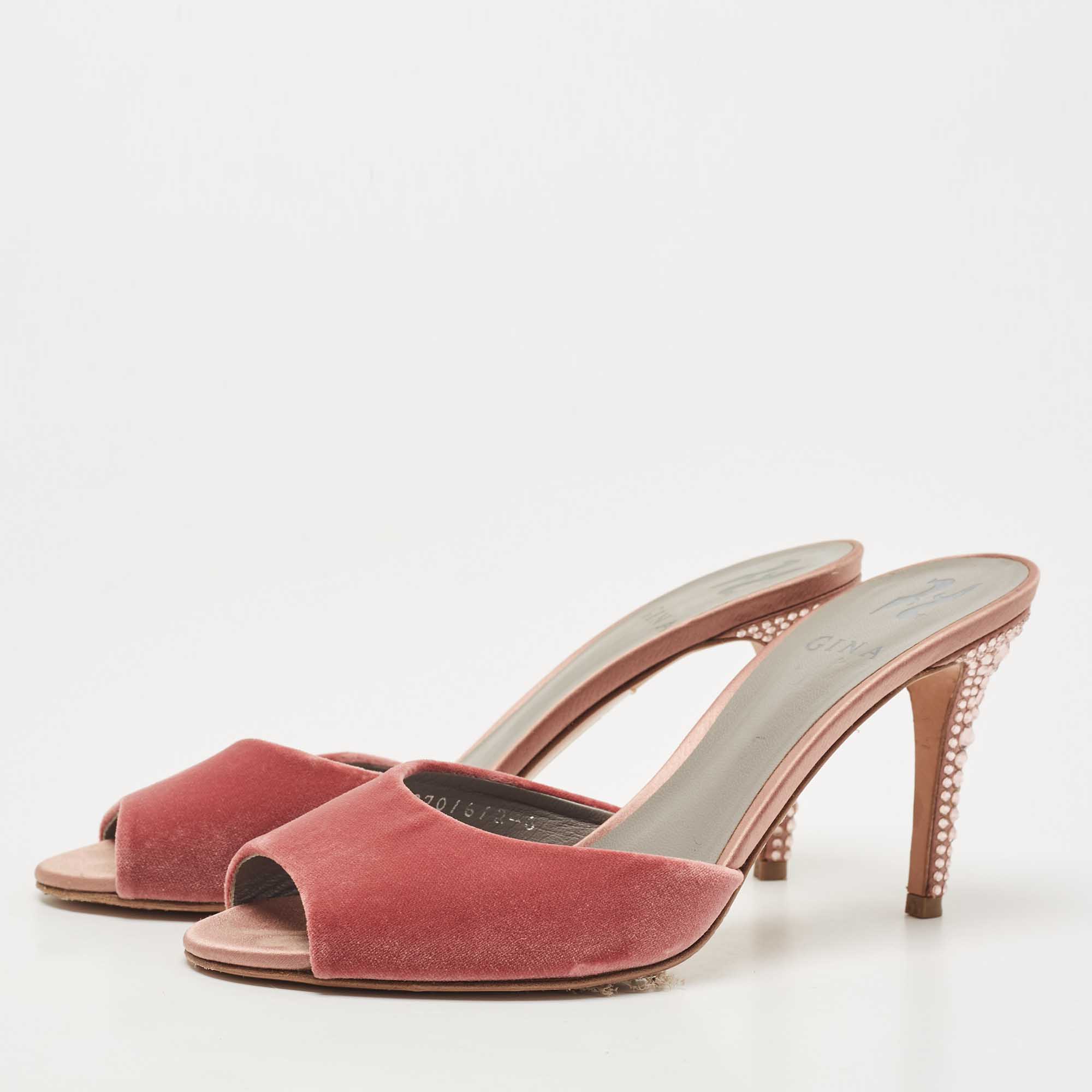 

Gina Pink Velvet Crystal Embellished Heel Slide Sandals Size