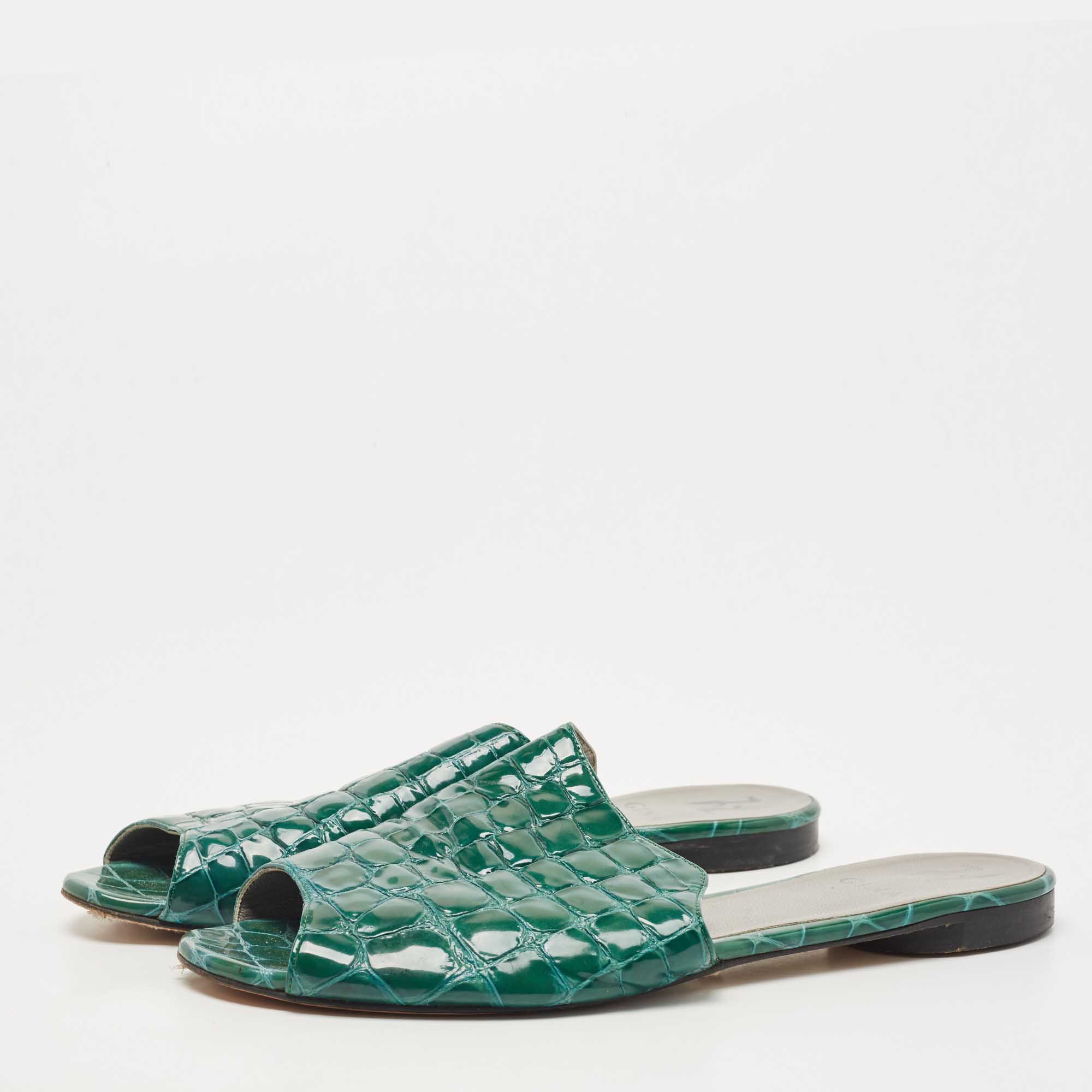 

Gina Green Croc Embossed Patent Leather Flat Slides Size