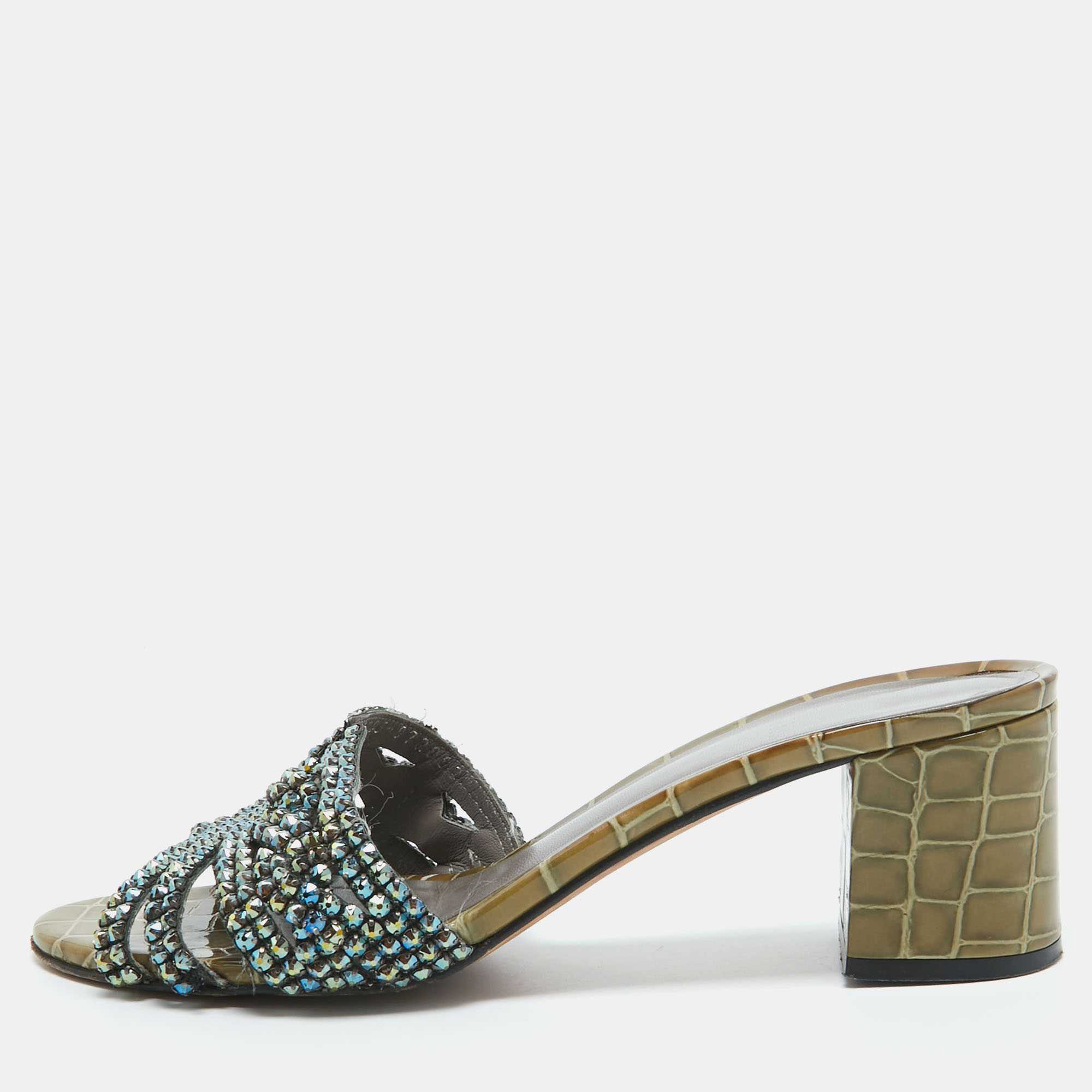 مملوكة مسبقًا Gina Olive Green Crystal Embellished Leather Slide Sandals Size 38