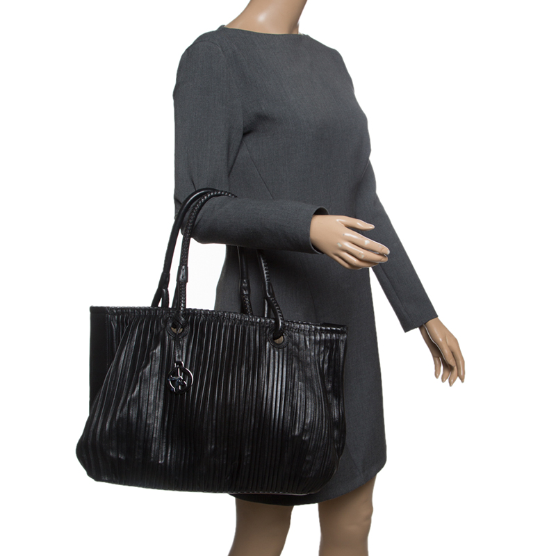 

Giorgio Armani Black Pleated Leather Tote