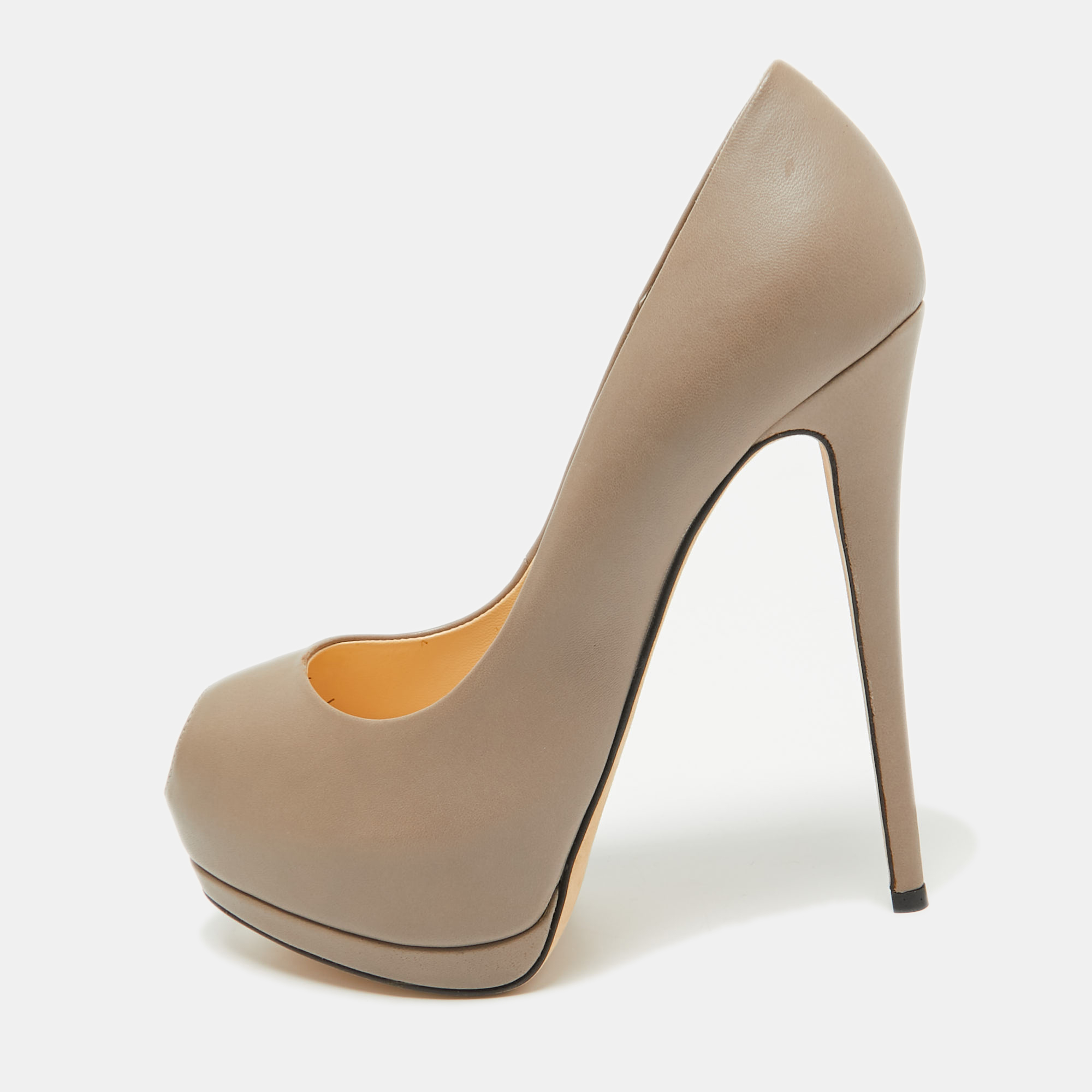 

Giuseppe Zanotti Grey Leather Peep Toe Pumps Size