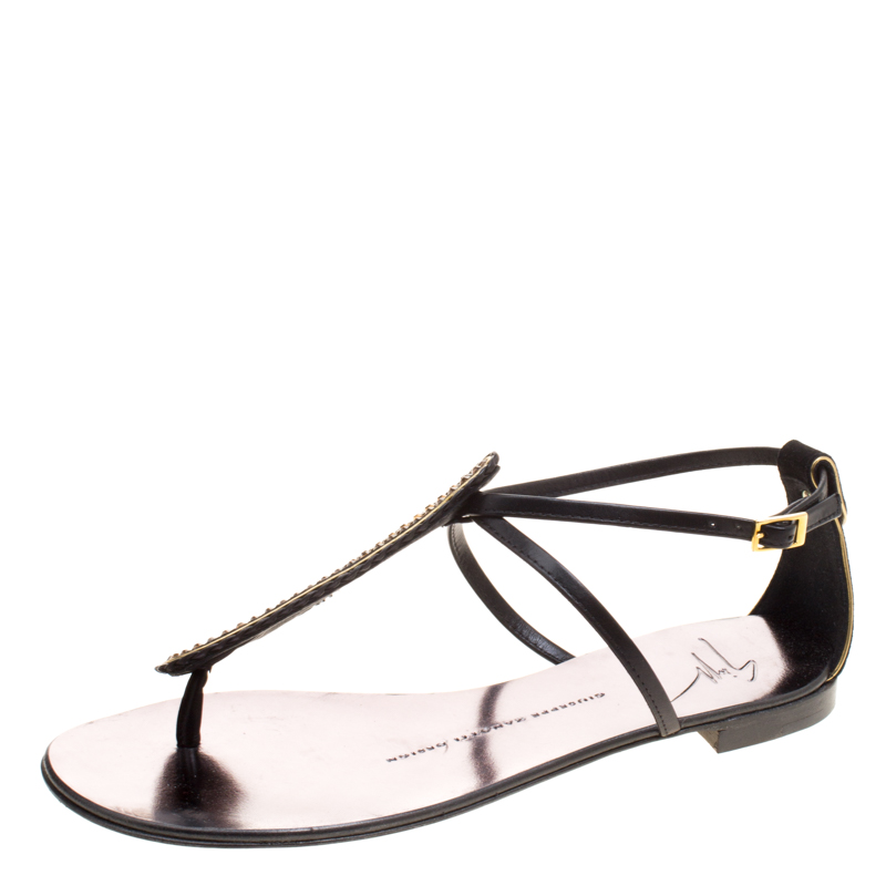 مملوكة مسبقًا Guiseppe Zanotti Black Crystal Studded Leather Thong Flat Sandals Size 36