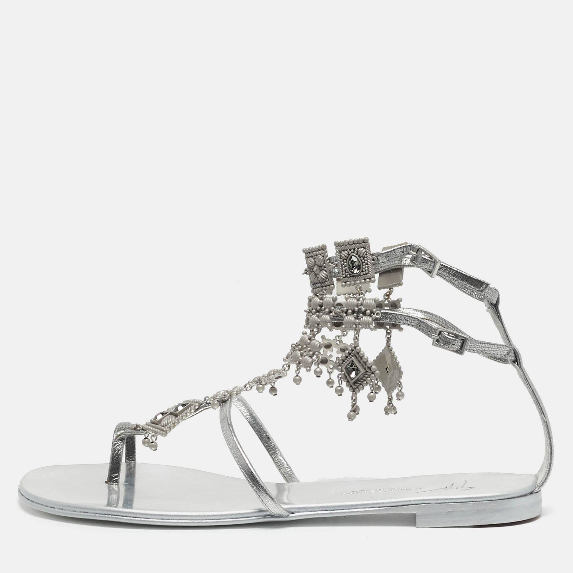 Giuseppe Zanotti Amira Size 37 Silver Leather Charm Embellished Gladiator Flat Sandals