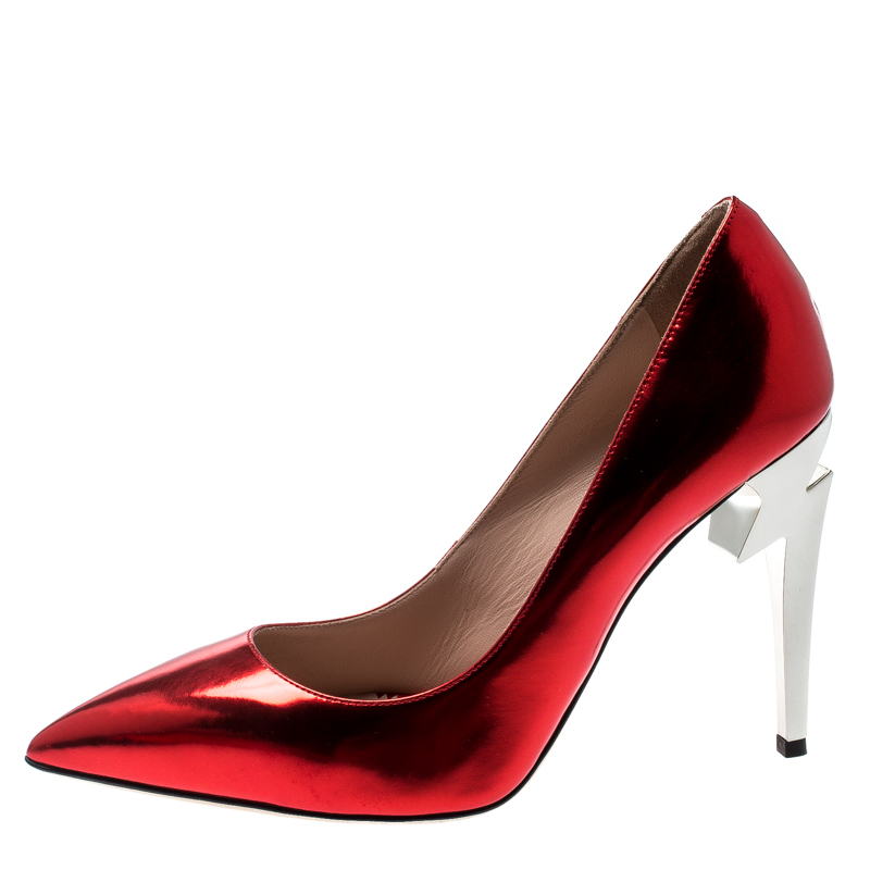 

Giuseppe Zanotti Metallic Red Leather Bolt G Pointed Toe Pumps Size