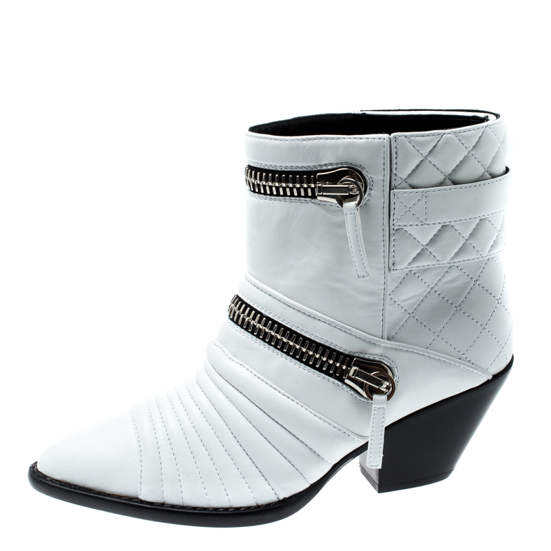 

Giuseppe Zanotti White Quilted Leather Ankle Boots Size