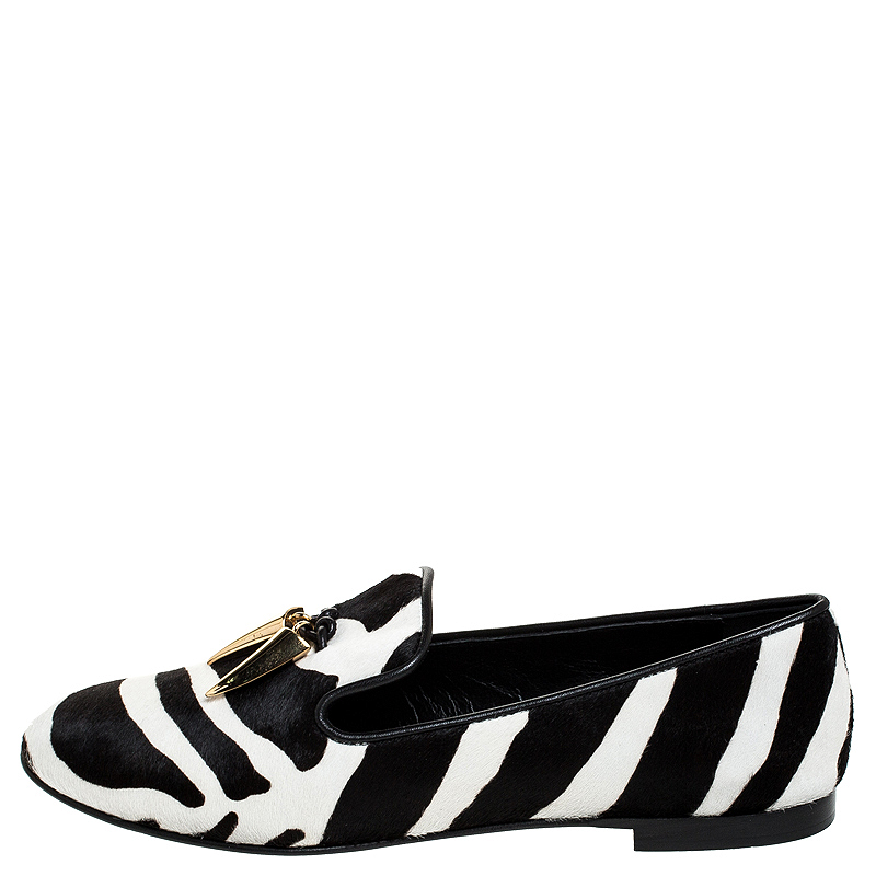 

Giuseppe Zanotti Zebra Print Pony Hair Shark Tooth Embellished Smoking Slippers Size, Beige