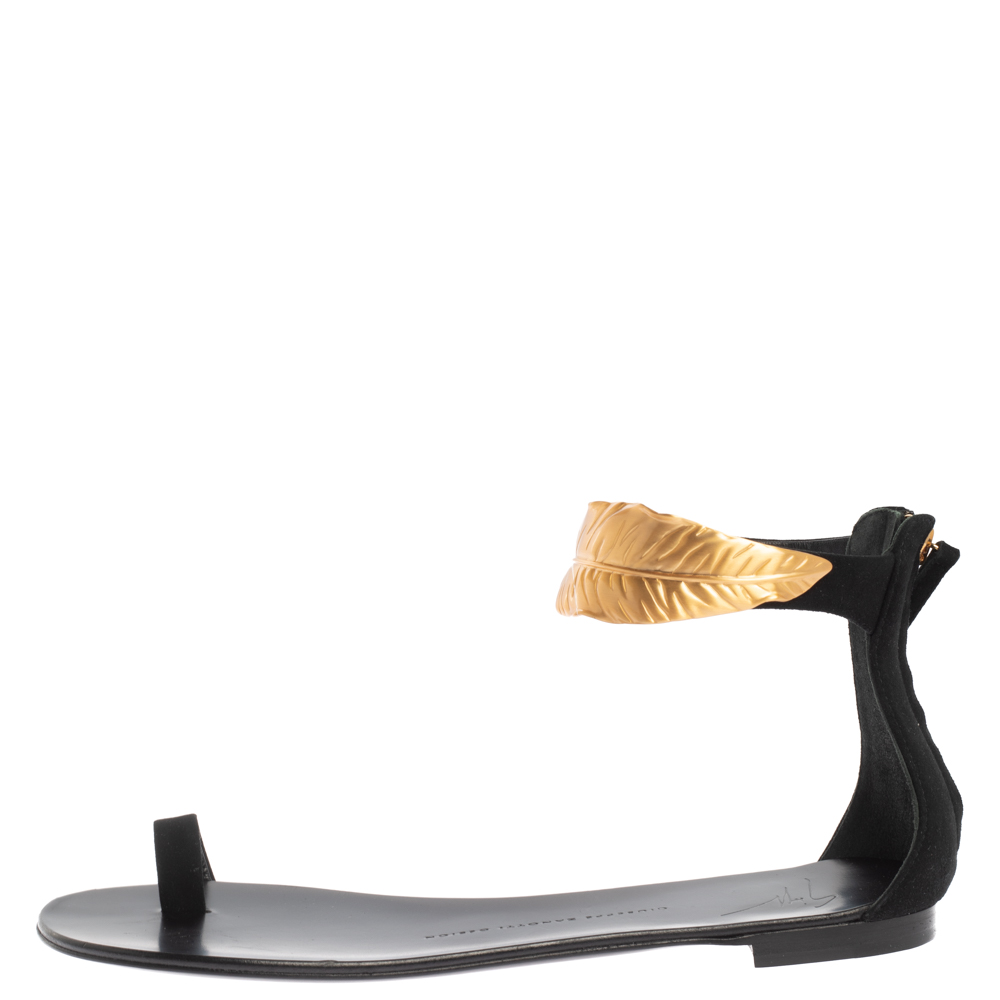 

Giuseppe Zanotti Black Suede Gold Leaf Embellished Ankle Strap Toe Ring Flat Sandals Size